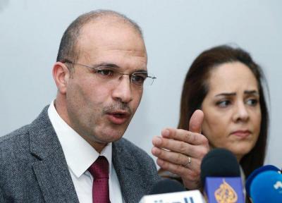 وزیر بهداشت لبنان: شهر را ترک کنید