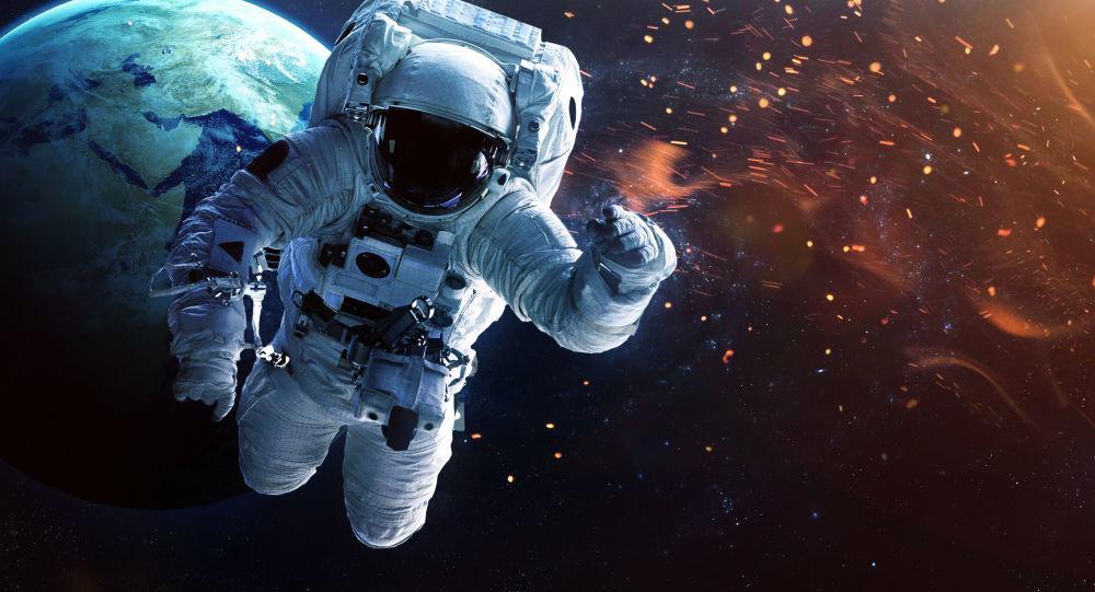 بازگشت فضانوردان به زمین را آنلاین ببینید